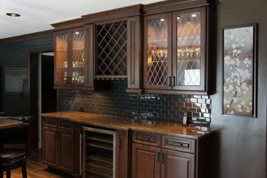 Traditional yet contemporary leaded glass in modern kitchen